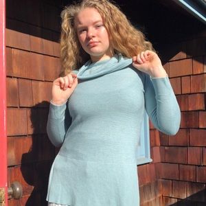 Adrienne Vittandi Blue Sweater!